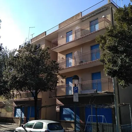 Condominio Alda * 리그나노 사비아도로